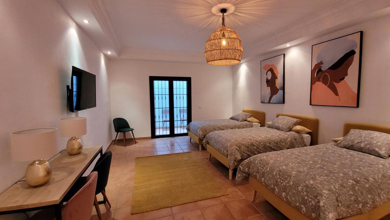 Beach And Golf Resort La Perla Miguel Adults Only 마르베야 외부 사진
