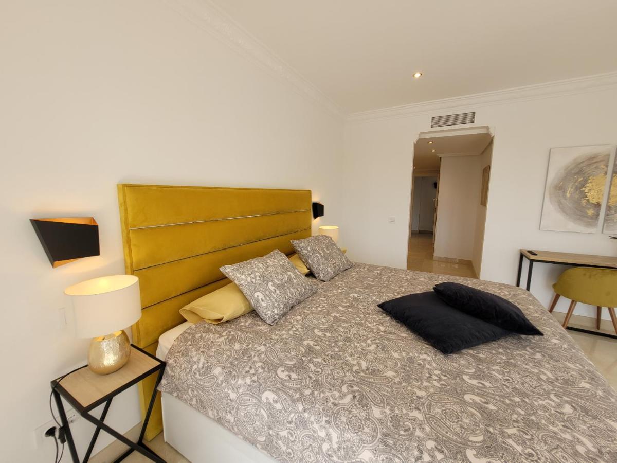 Beach And Golf Resort La Perla Miguel Adults Only 마르베야 외부 사진